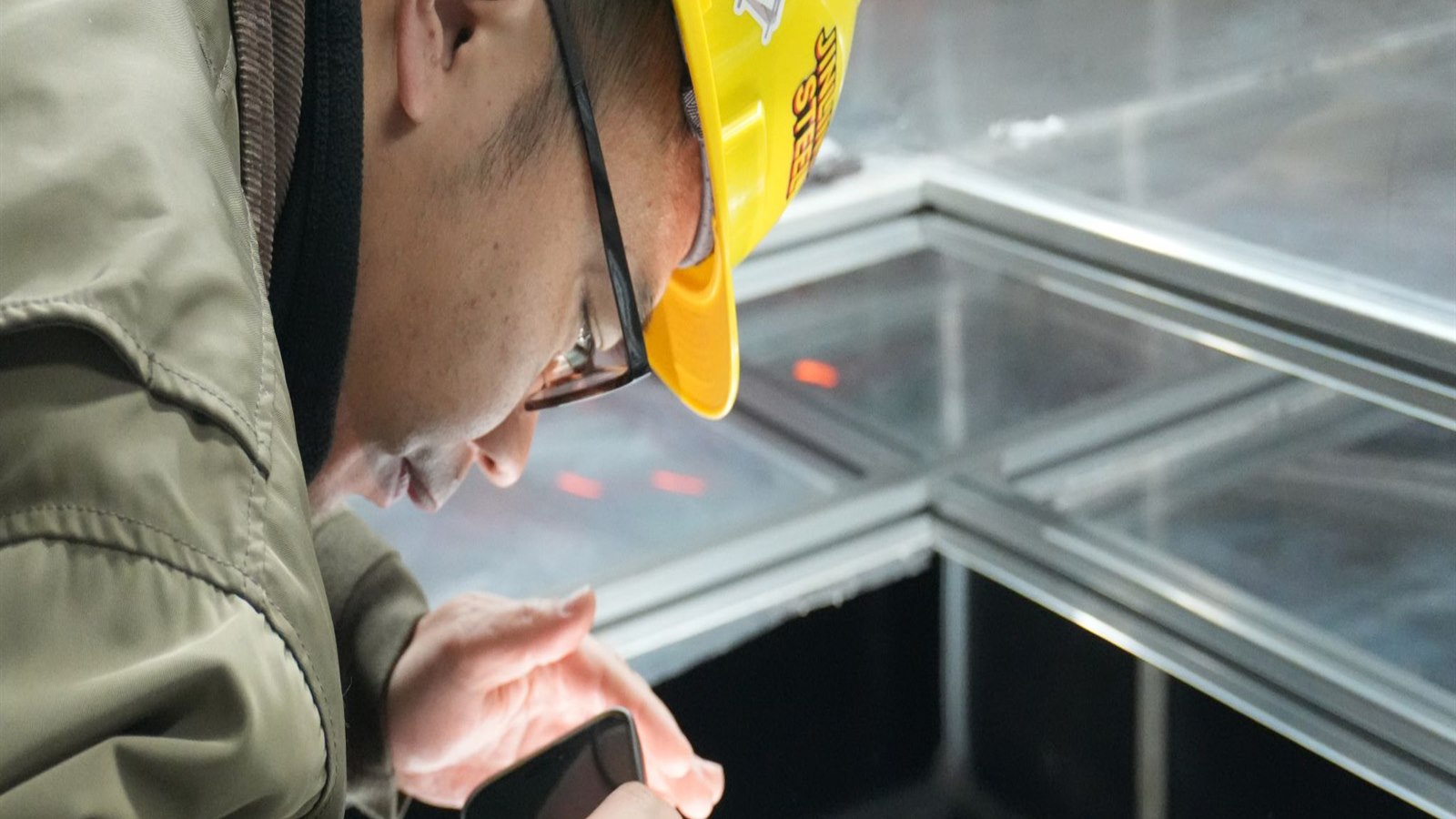 Stainless steel on-site verification and PMI inspection before material release