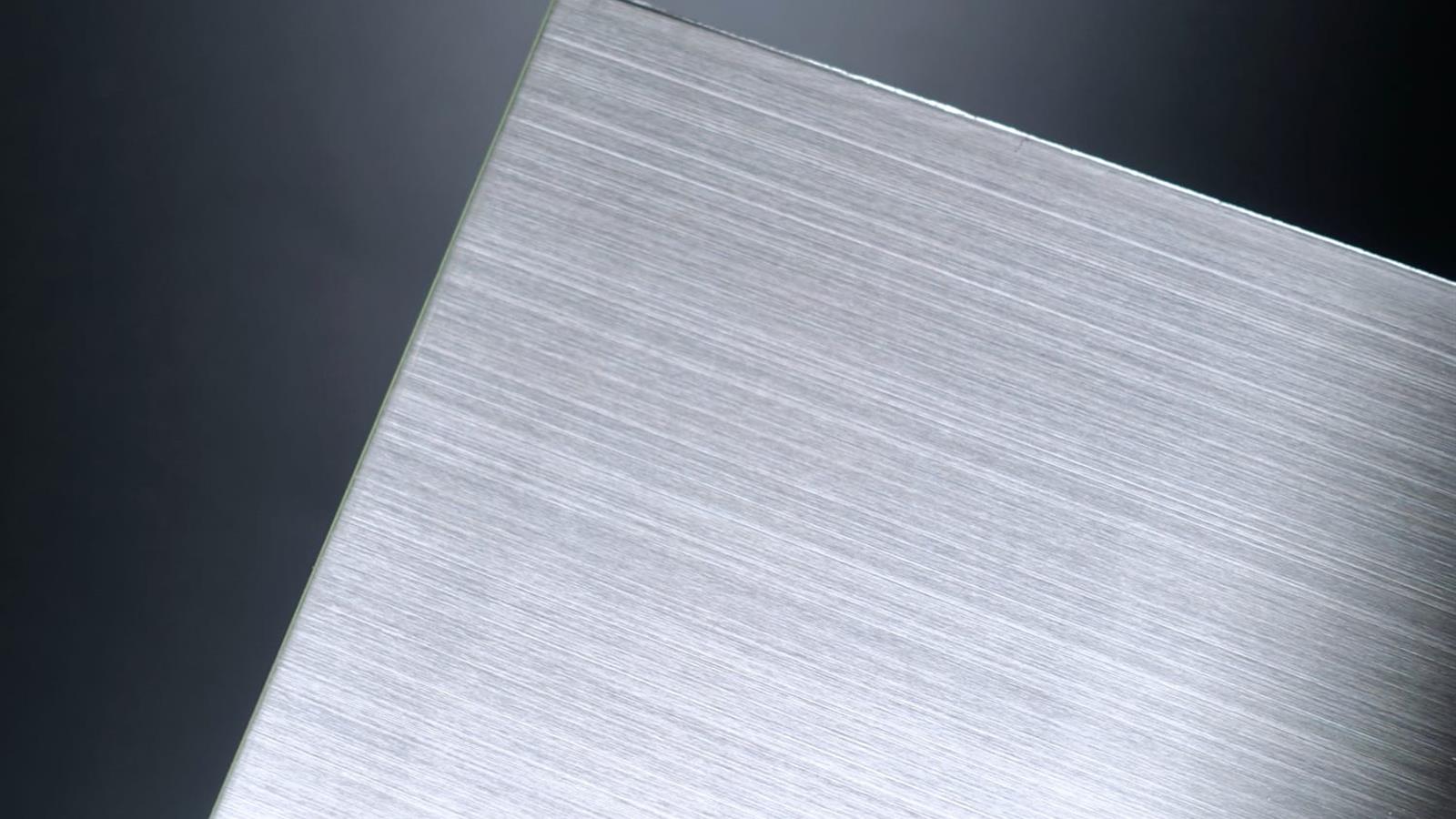 No.4 brushed stainless steel grain closeup for surface finish comparison