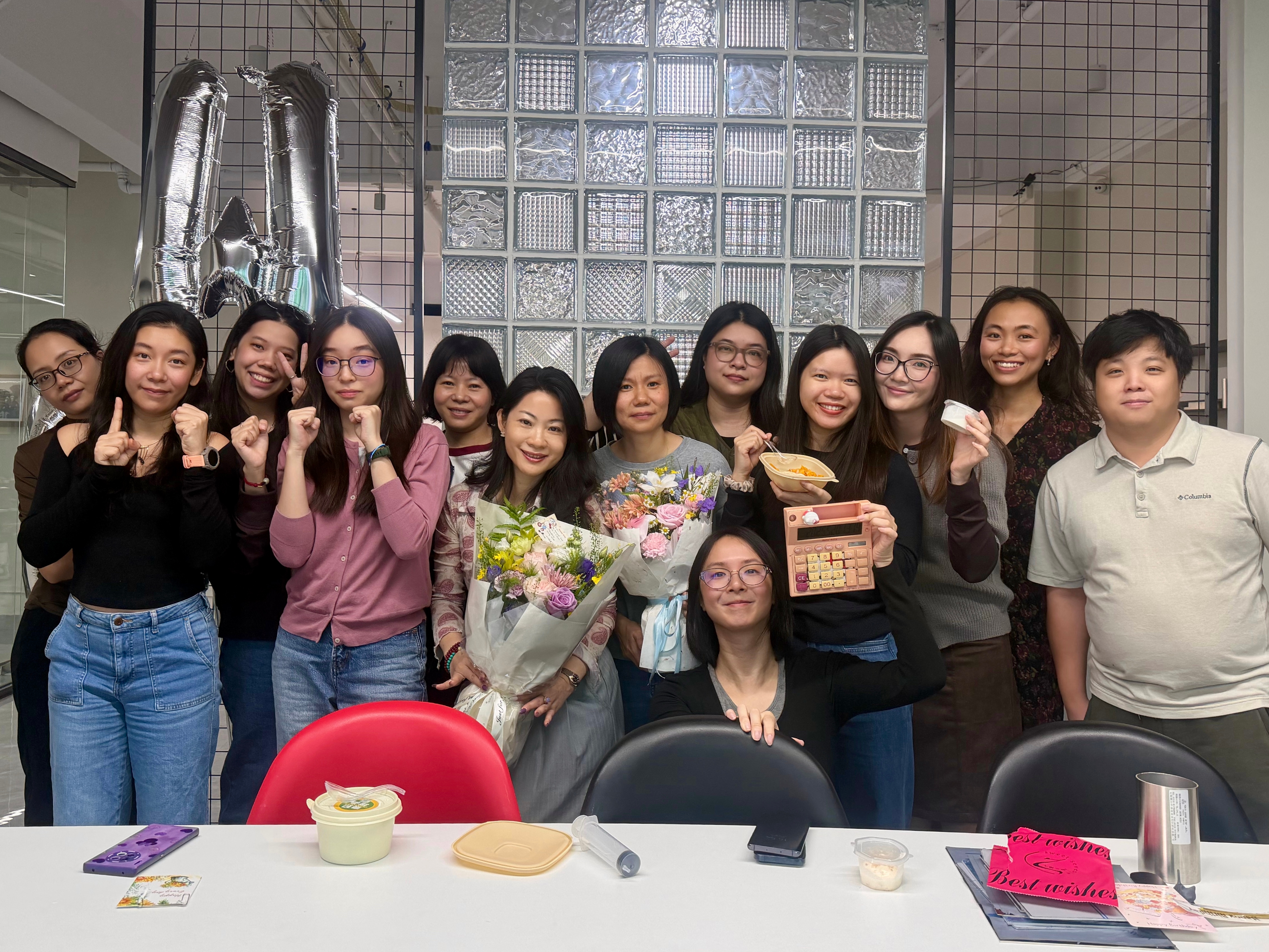 Jinling Metals team celebration and customer service culture