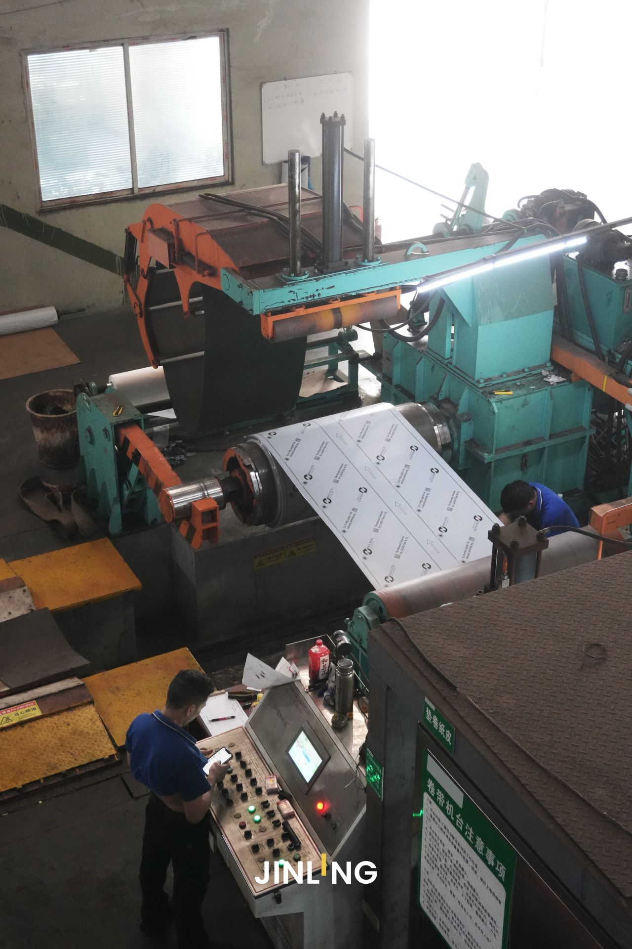Stainless steel sheet and plate for panels and fabrication