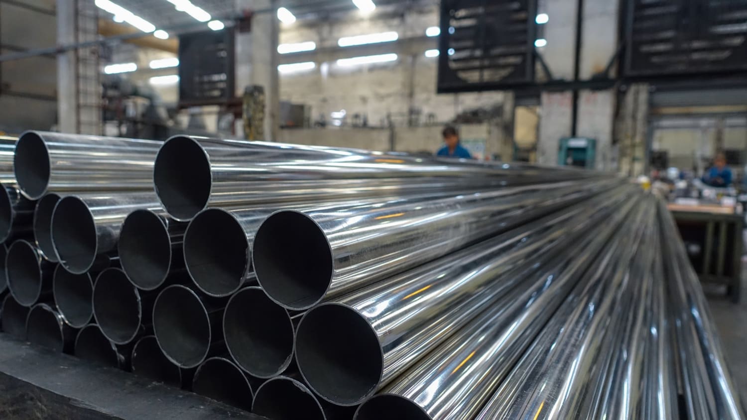 Stainless steel sanitary tube for hygienic food and beverage process piping